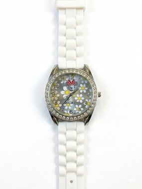 Disney Minnie Mouse White Watch Womens Needs Battery Collectible